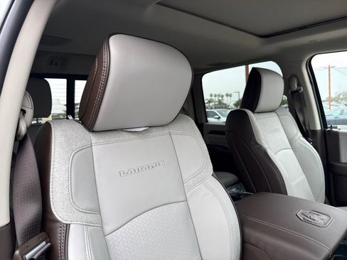 New 2026 RAM 2500 Laramie AWD/4WD image 14