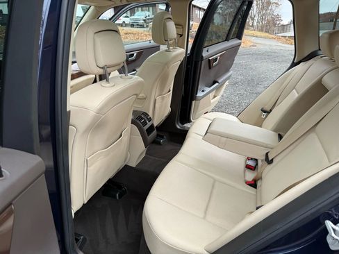 Used 2015 Mercedes-Benz GLK 350 4MATIC image 28