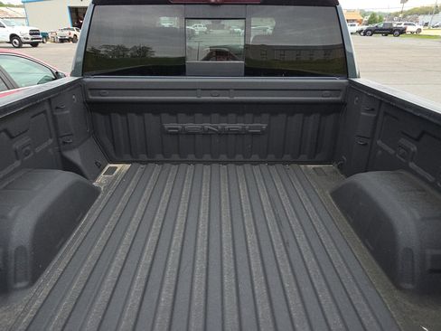 Used 2021 GMC Sierra 1500 Denali w/ Denali Ultimate Package image 6