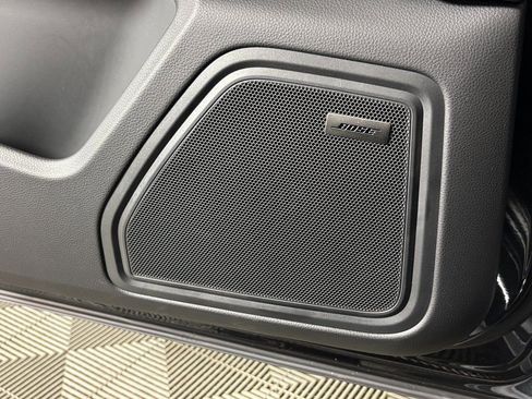 New 2026 Porsche Macan image 16