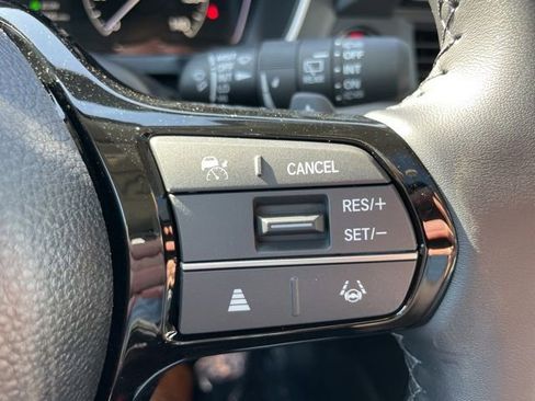 New 2025 Honda Pilot Touring image 24