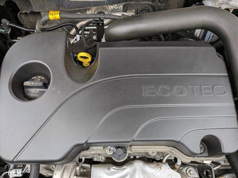 Used 2023 GMC Terrain AT4 image 22