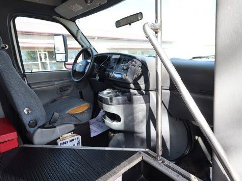 Used 2008 Ford E-350 and Econoline 350 Super Duty image 10