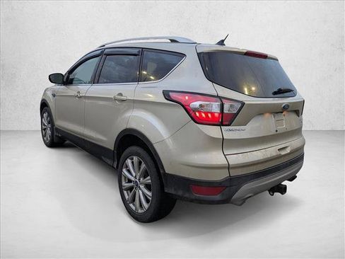 Used 2018 Ford Escape Titanium image 7