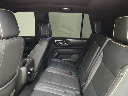 Used 2023 GMC Yukon SLT RWD image 19