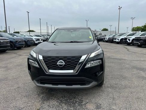 Used 2023 Nissan Rogue SV FWD image 8