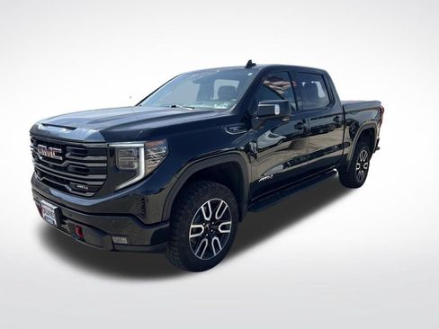 Used 2023 GMC Sierra 1500 AT4 w/ AT4 Premium Package AWD/4WD image 5
