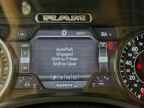 Used 2019 RAM 1500 Big Horn AWD/4WD image 16
