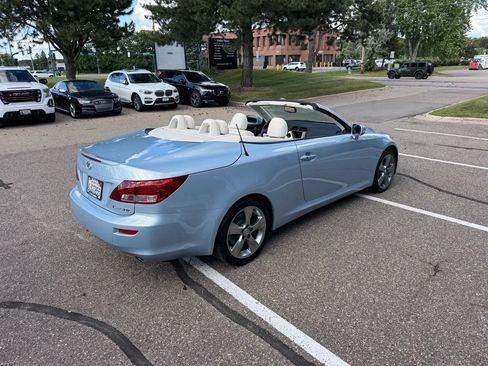 Used 2010 Lexus IS 250C RWD image 12