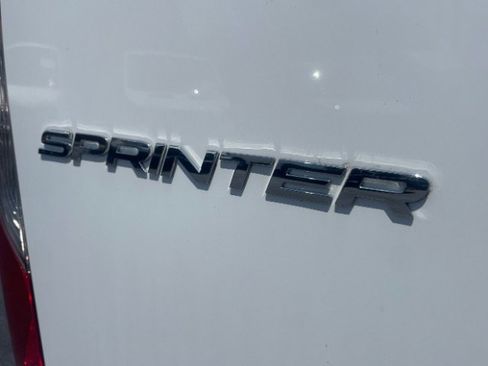 Used 2022 Mercedes-Benz Sprinter 1500 image 17