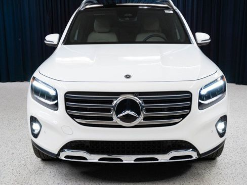 Certified 2026 Mercedes-Benz GLB 250 4MATIC image 2