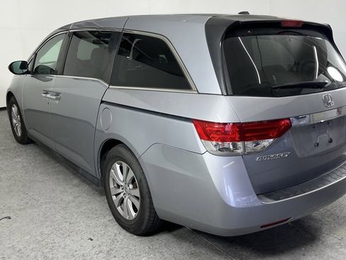 Used 2016 Honda Odyssey SE image 2