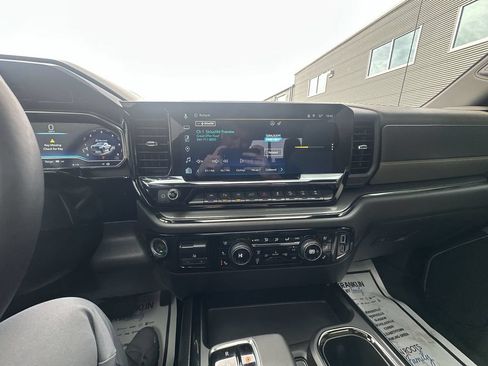 Used 2025 Chevrolet Silverado 1500 ZR2 w/ Technology Package AWD/4WD image 22