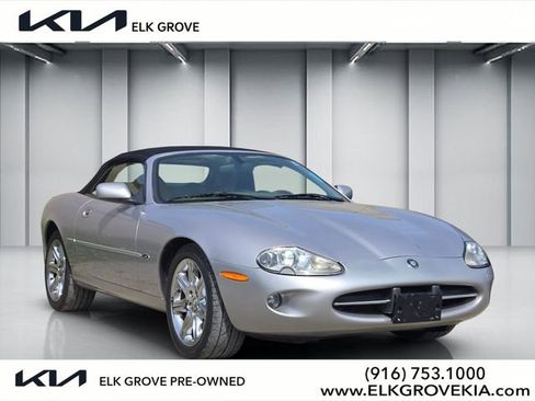 Used 2000 Jaguar XK8 Convertible image 1