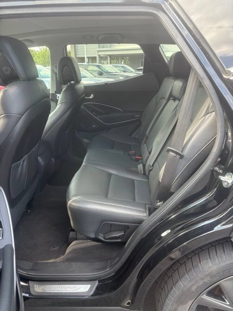Used 2017 Hyundai Santa Fe Sport w/ 2.0T Ultimate Tech Package 05 AWD/4WD image 13