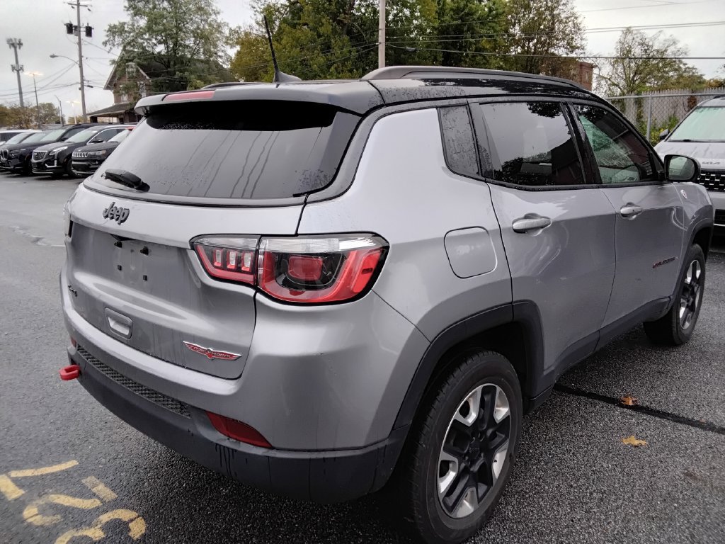 Used 2018 Jeep Compass Trailhawk w/ Navigation Group AWD/4WD image 6