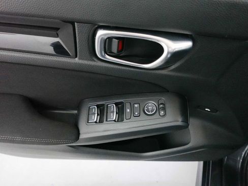Used 2023 Honda Civic EX image 11