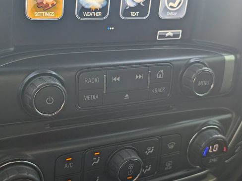Used 2019 Chevrolet Silverado 2500 LTZ w/ Duramax Plus Package AWD/4WD image 21