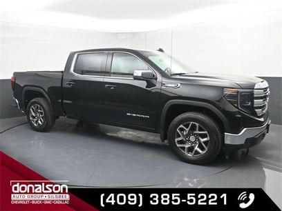 New 2025 GMC Sierra 1500 SLE