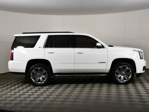 Used 2020 GMC Yukon SLT AWD/4WD image 4
