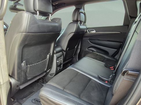 Used 2019 Jeep Grand Cherokee Altitude RWD image 19