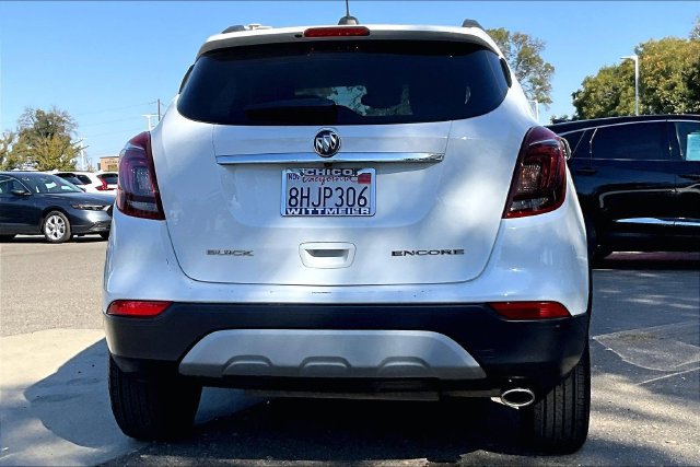 Used 2017 Buick Encore Essence FWD image 4