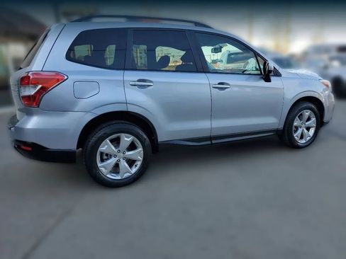 Used 2014 Subaru Forester 2.5i Premium image 10