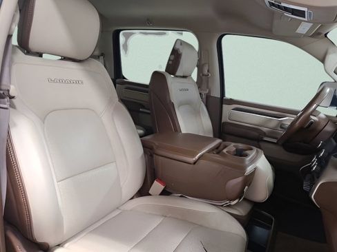 Used 2020 RAM 1500 Laramie AWD/4WD image 15