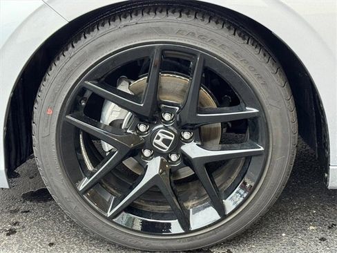 Certified 2026 Honda Civic Sport image 9