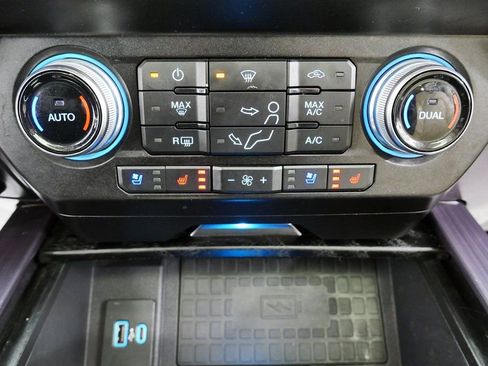 Used 2020 Ford F250 Limited w/ FX4 Off-Road Package image 33