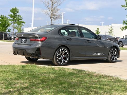 New 2026 BMW 330i Sedan w/ M Sport Package image 6