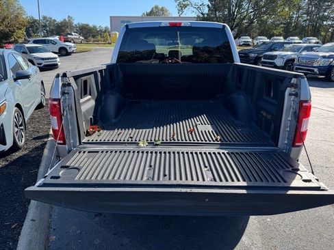 Used 2020 Ford F150 XLT image 10