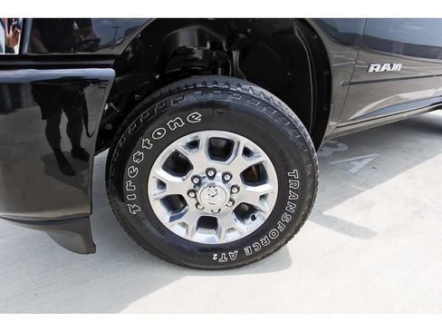 Used 2024 RAM 2500 Laramie w/ Safety Group AWD/4WD image 29