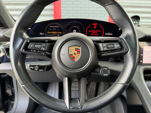 Used 2021 Porsche Taycan 4S AWD/4WD image 33