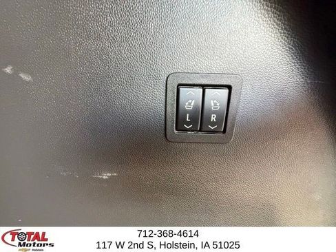 Used 2021 Buick Enclave Avenir w/ Trailering Package, 5000 lbs. AWD/4WD image 13