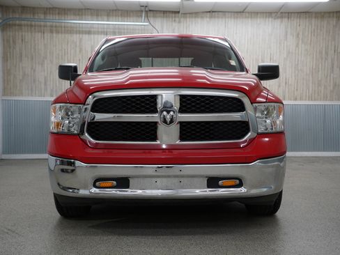 Used 2018 RAM 1500 Classic SLT image 2