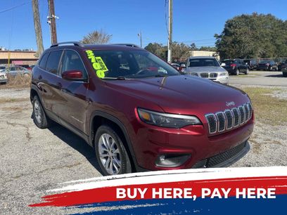Used 2019 Jeep Cherokee Latitude w/ Popular Appearance Group