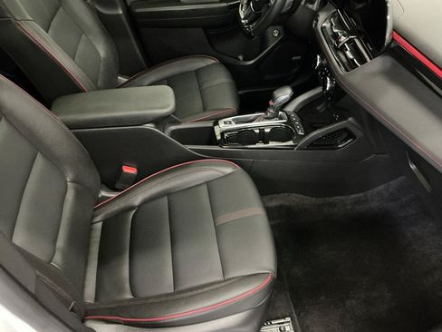Used 2024 Chevrolet TrailBlazer RS w/ Convenience Package AWD/4WD image 13