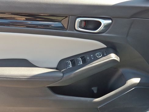 Used 2023 Honda Civic EX-L image 14