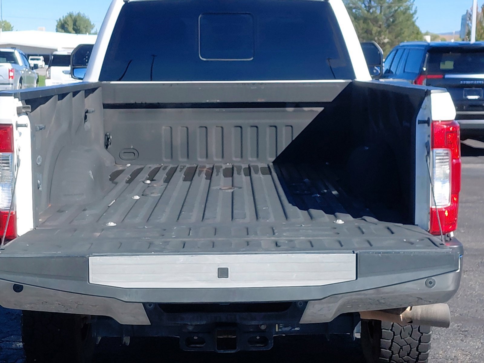 Used 2019 Ford F350 Lariat w/ Lariat Value Package AWD/4WD image 7