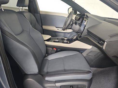 Used 2025 Lexus RZ 450e AWD/4WD image 6