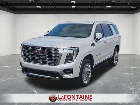 Certified 2025 GMC Yukon Denali w/ Sun & Power Step Package AWD/4WD image 1