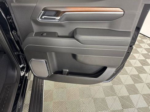 New 2026 GMC Sierra 1500 Denali w/ Denali Reserve Package image 16