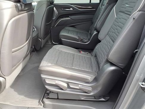 Used 2023 Cadillac Escalade ESV Premium Luxury Platinum w/ LPO, Radiant Package image 20