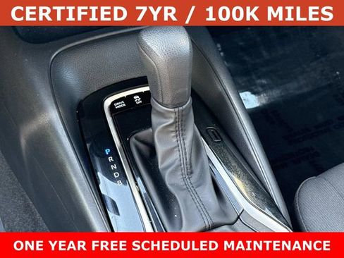 Used 2025 Toyota Corolla LE FWD image 22