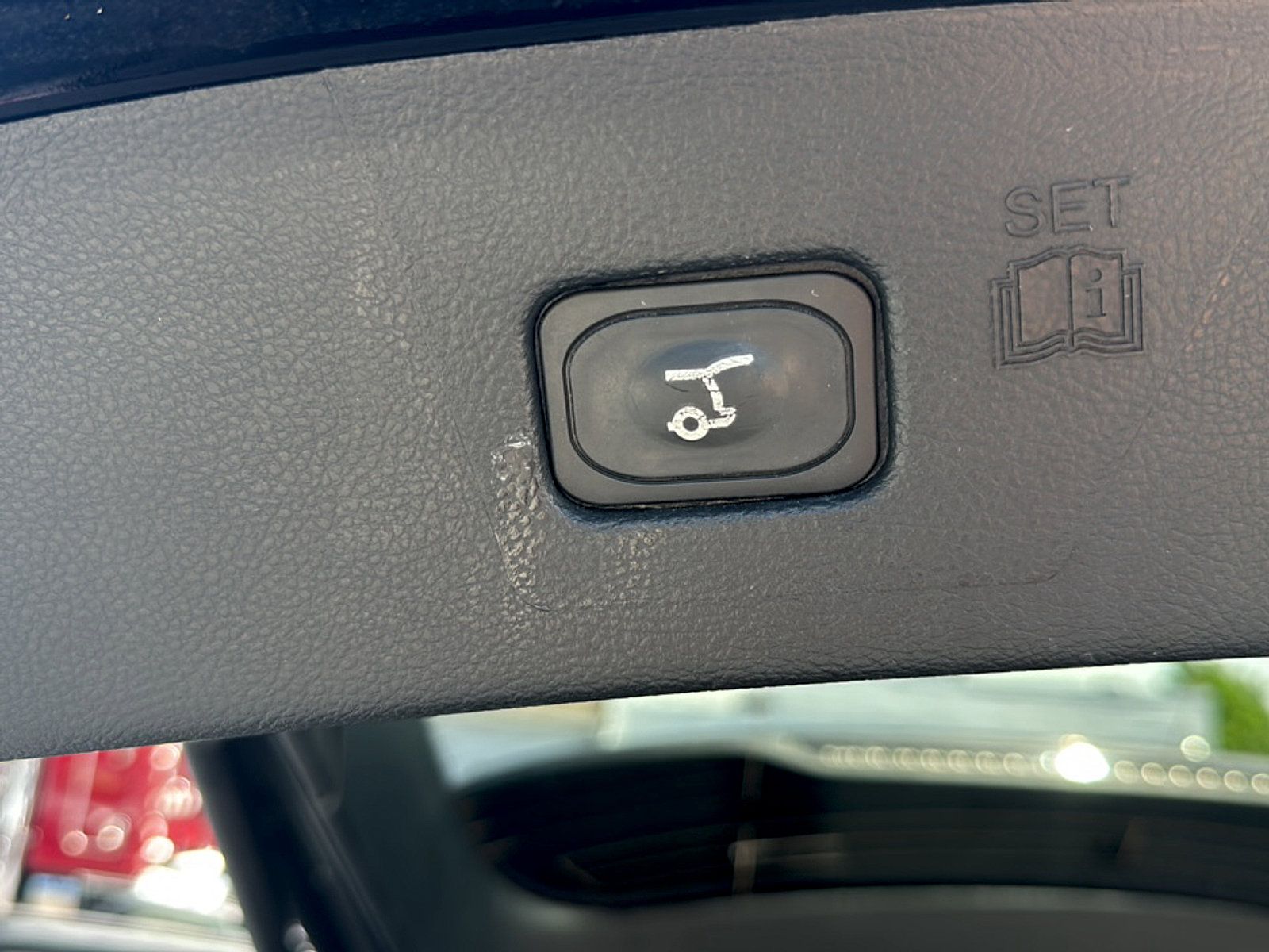 Used 2024 Ford Edge Titanium AWD/4WD image 24