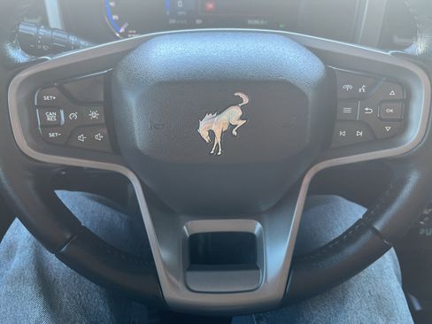 Used 2023 Ford Bronco Outer Banks AWD/4WD image 24