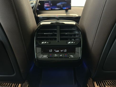 Used 2024 BMW iX xDrive50 w/ Sport Package AWD/4WD image 42