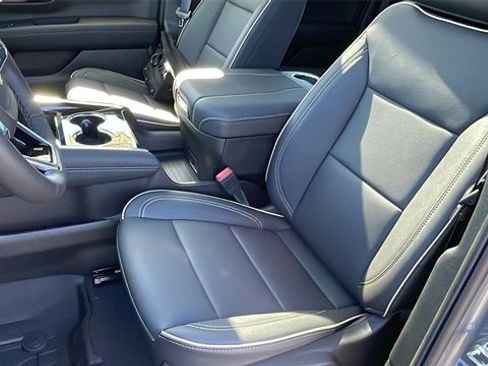 New 2026 Chevrolet Suburban Premier w/ Sun And Tow Package image 11