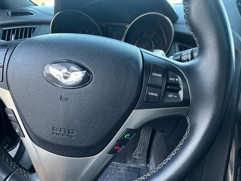 Used 2014 Hyundai Genesis 2.0T image 16
